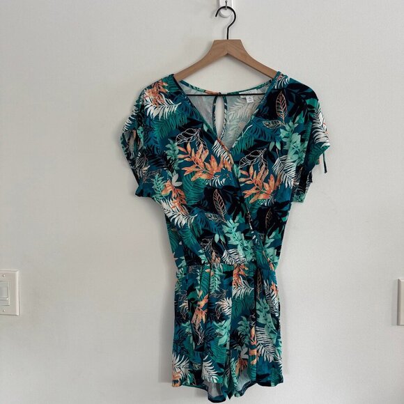 Market and Spruce XS Petite Plant Romper - Picture 1 of 11